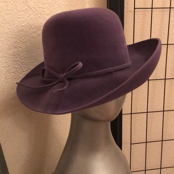 BORSALINO Accessories - BORSALINO ITALIAN LAVENDER PURPLE HAT 22 1/2- NWOT
